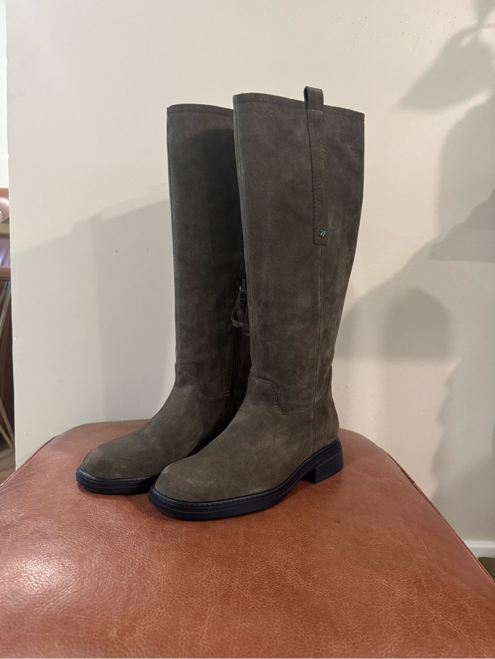 Women's Knee-High Suede Boots - Olive